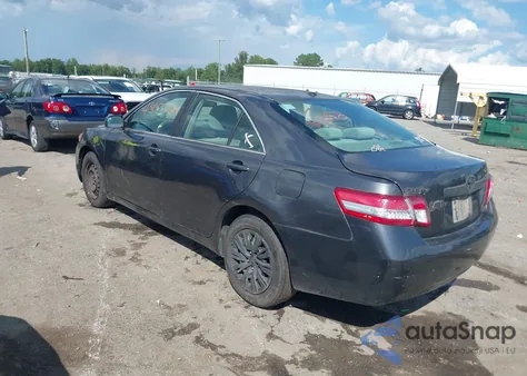 2011 Toyota Camry Le z USA, uszkodzony, nr VIN 4T1BF3EK6BU131590